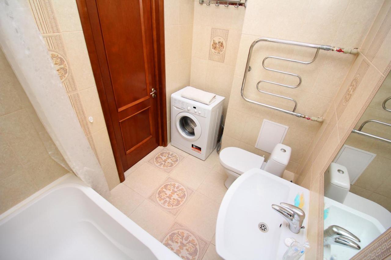 3-Комнатная Рядом Ботаничесикй Сад, Атакент Almatî Exterior foto